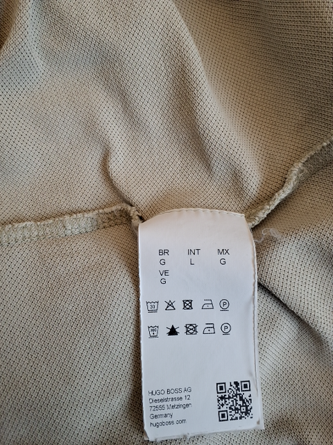 Hugo Boss T-shirt (R878)
